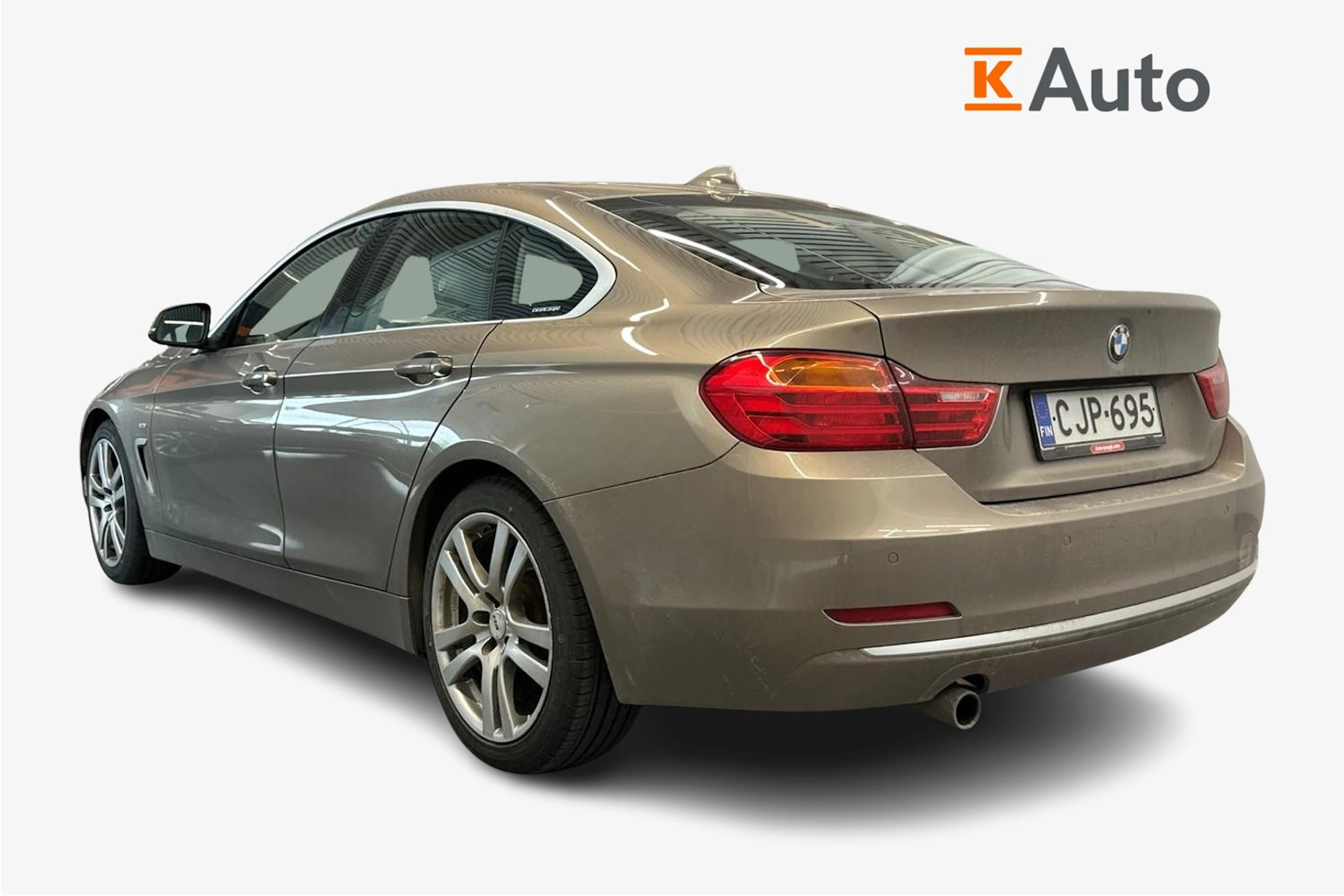 ruskea (beige) BMW 418 2015 kuva 2.
