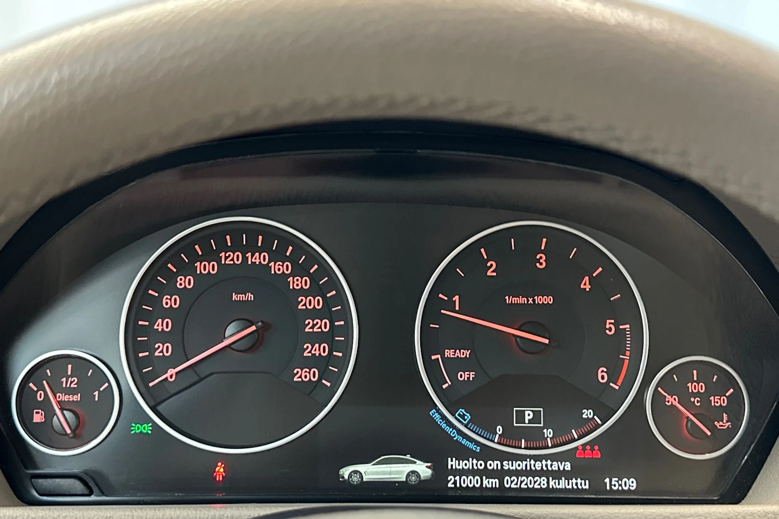 ruskea (beige) BMW 418 2015 kuva 16.