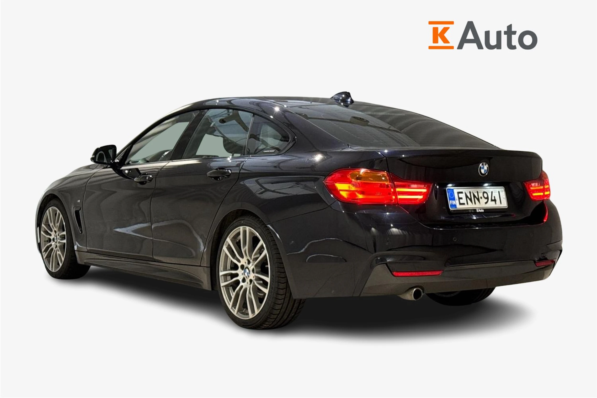 musta BMW 418 2015 kuva 2.