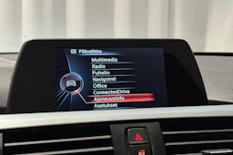 musta BMW 418 2015 kuva 18.