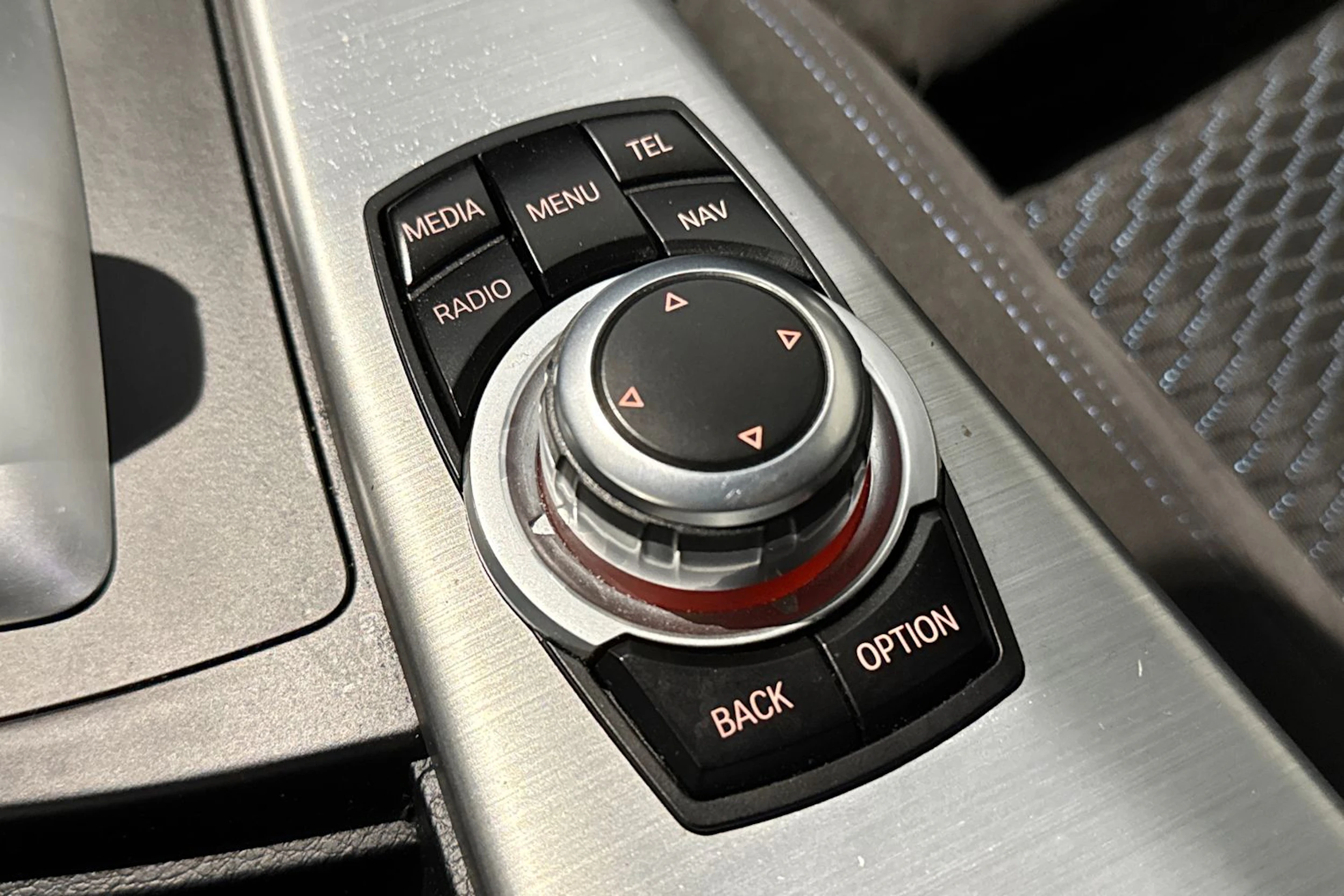 musta BMW 418 2015 kuva 27.