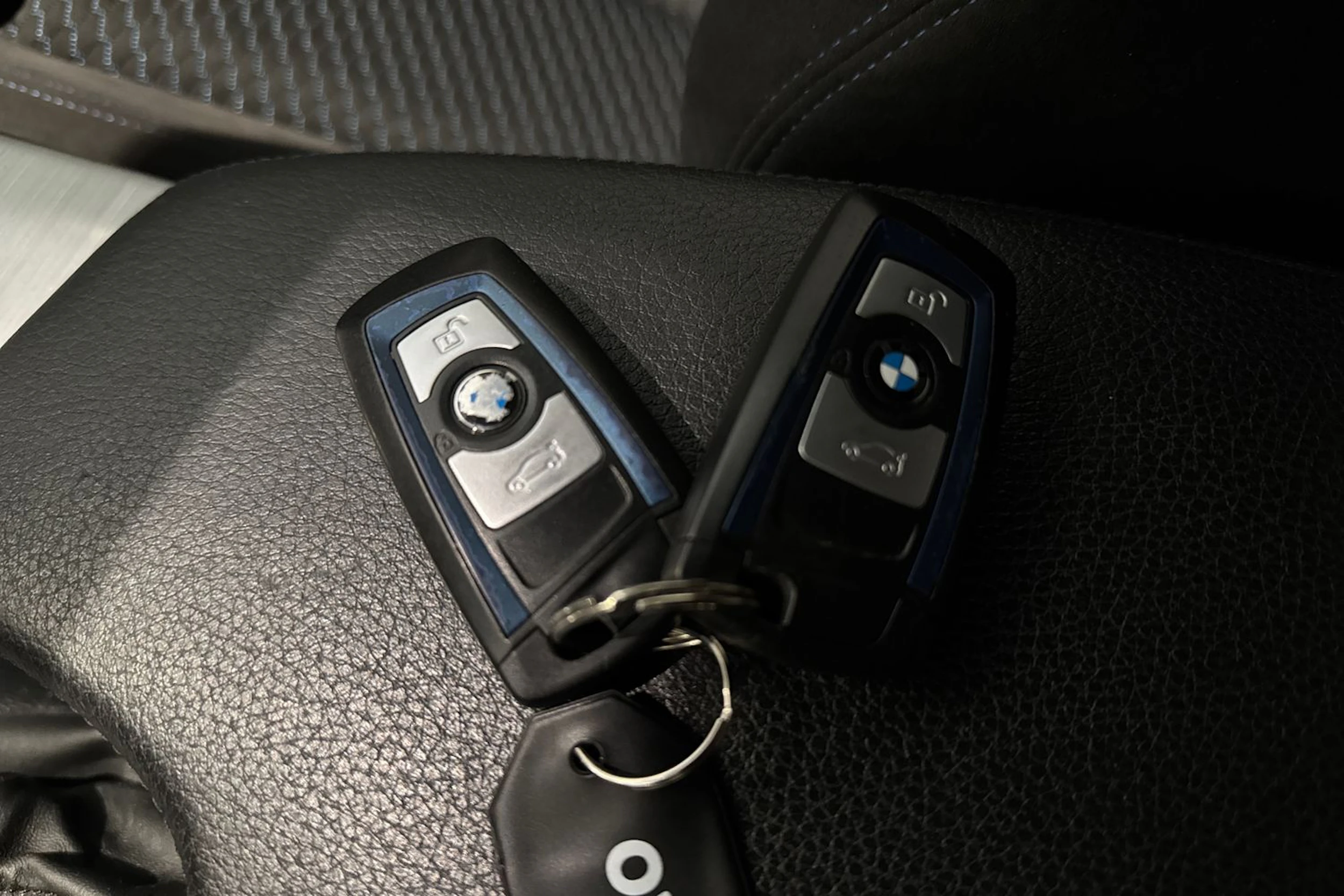 musta BMW 418 2015 kuva 28.