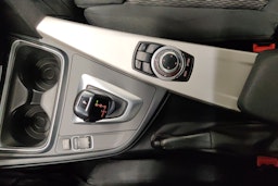 Valkoinen BMW 418 2015 kuva 16.