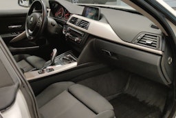 Valkoinen BMW 418 2015 kuva 18.