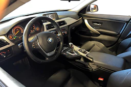 valkoinen BMW 418 2017 kuva 3.