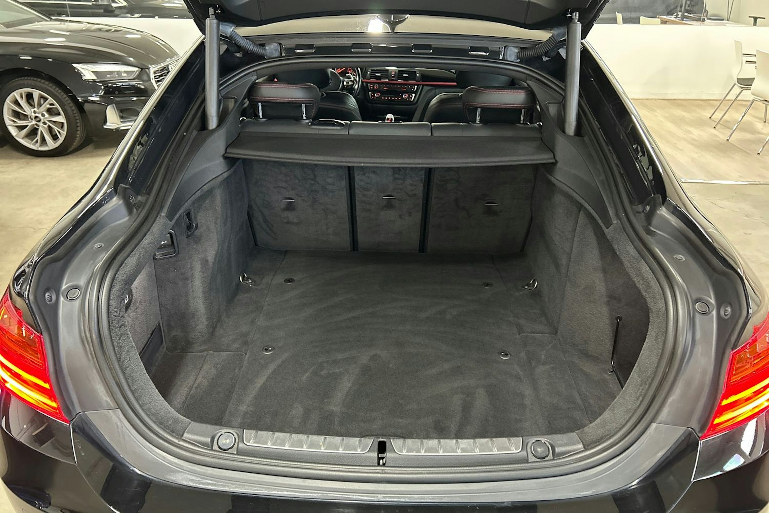 musta BMW 420 2014 kuva 14.