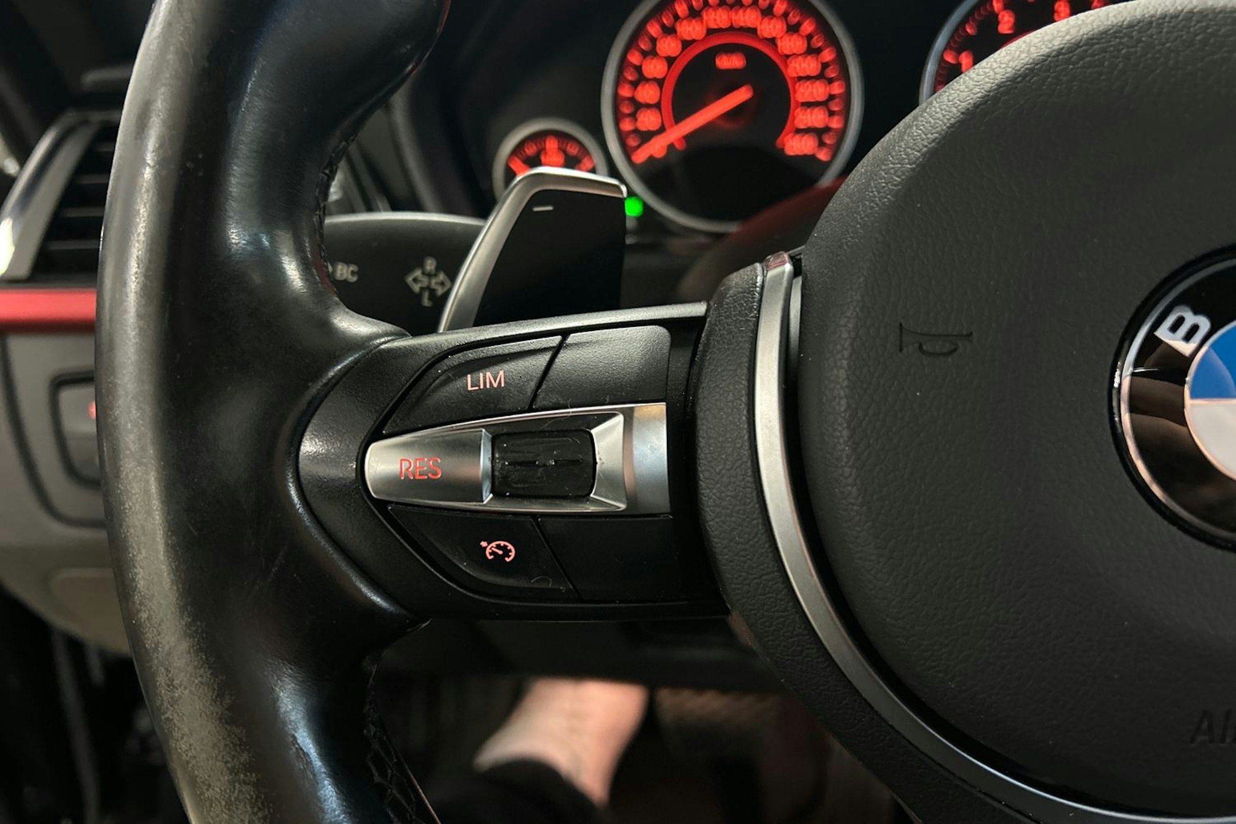 musta BMW 420 2014 kuva 16.