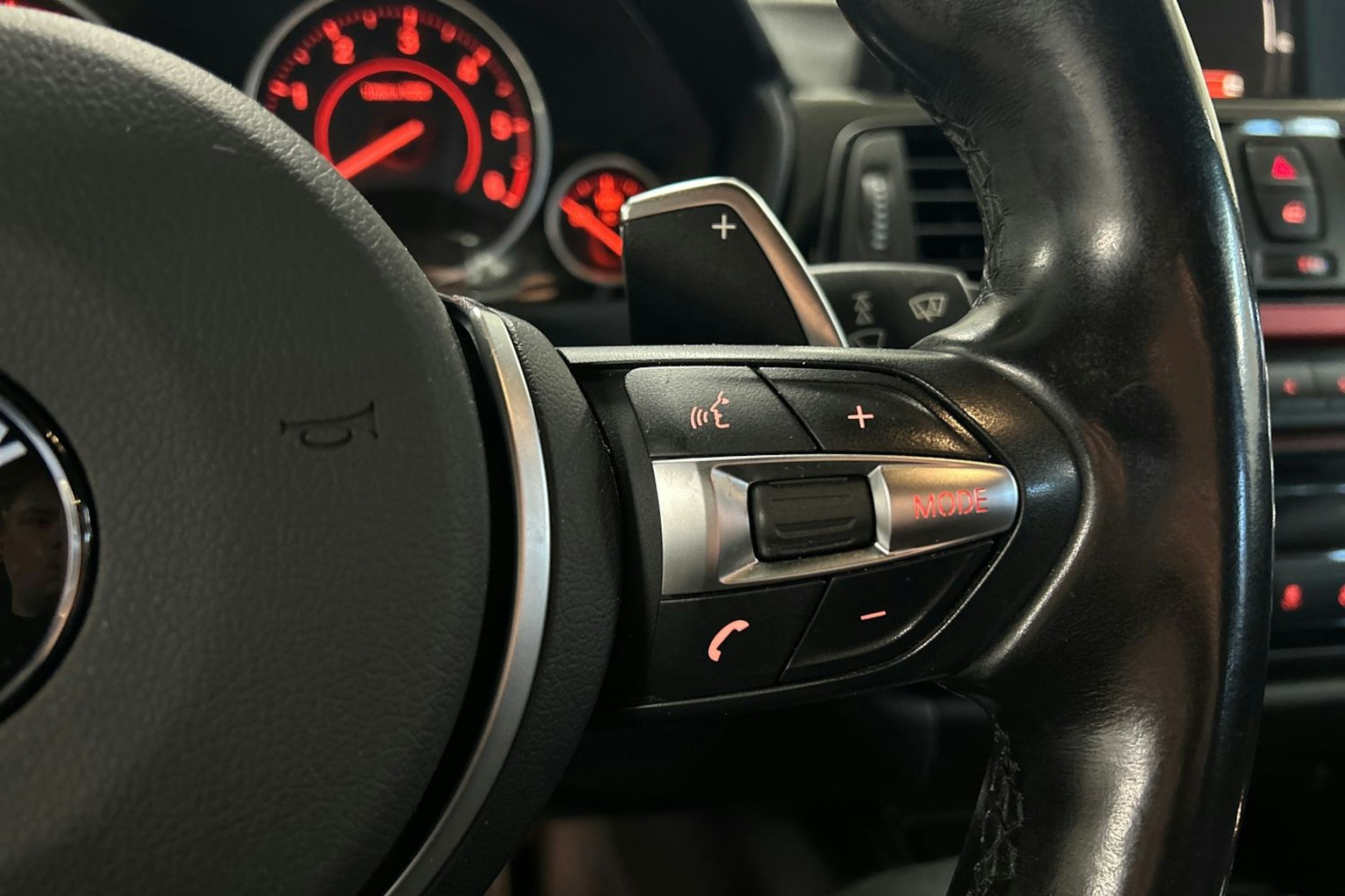musta BMW 420 2014 kuva 17.