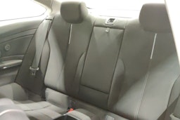 Valkoinen BMW 420 2015 kuva 8.