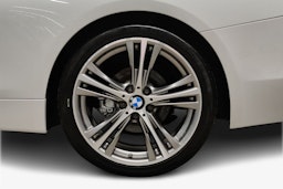 Valkoinen BMW 420 2015 kuva 9.