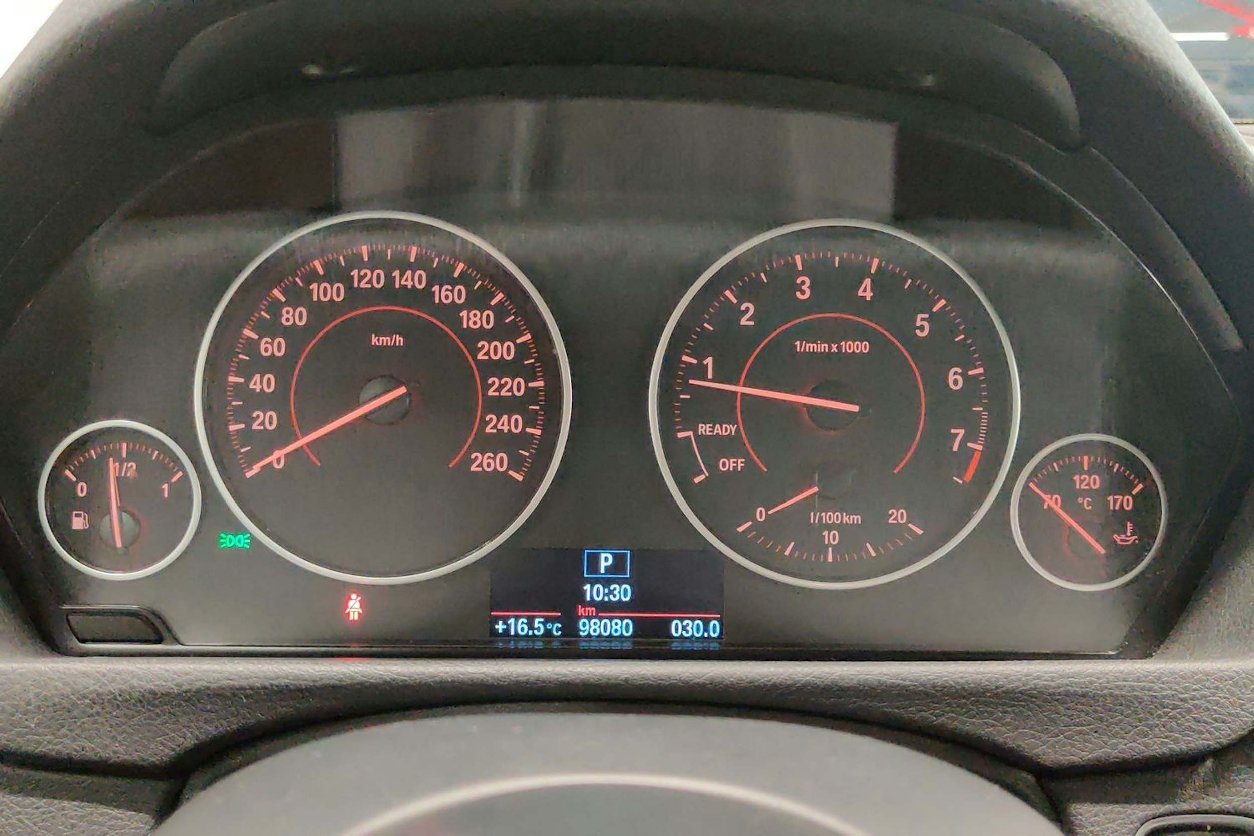 Valkoinen BMW 420 2015 kuva 13.
