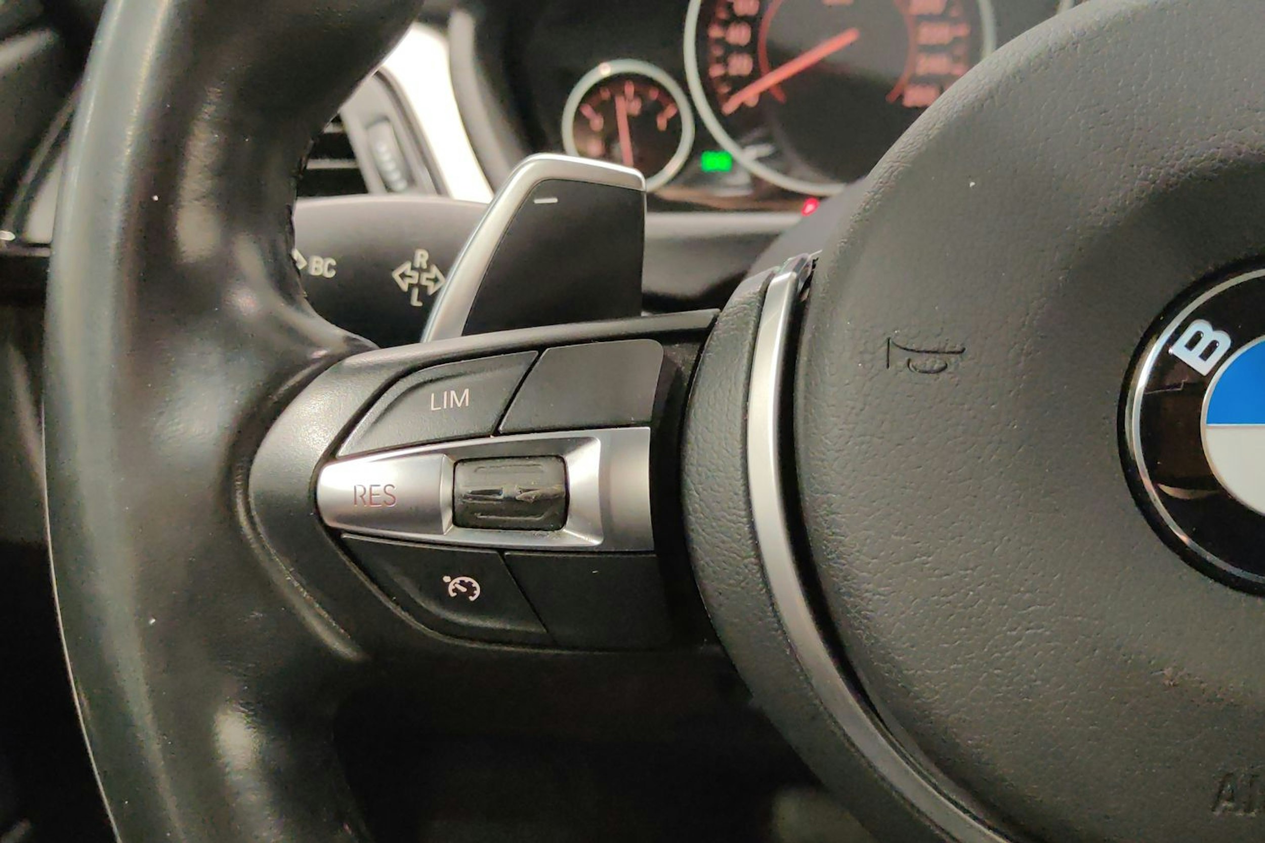 Valkoinen BMW 420 2015 kuva 20.