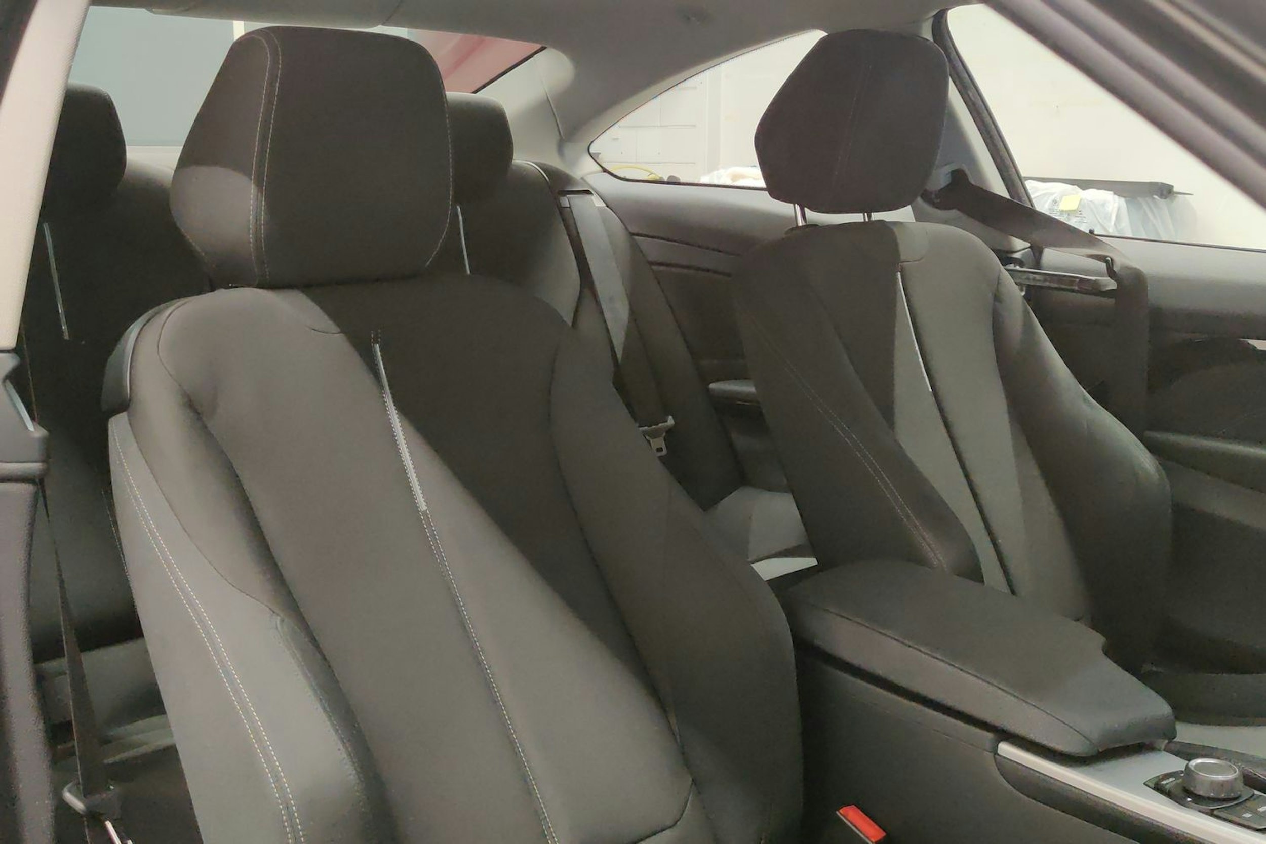 Valkoinen BMW 420 2015 kuva 25.