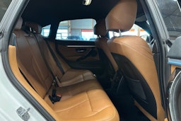 valkoinen BMW 420 2015 kuva 15.