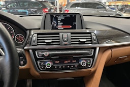 valkoinen BMW 420 2015 kuva 19.