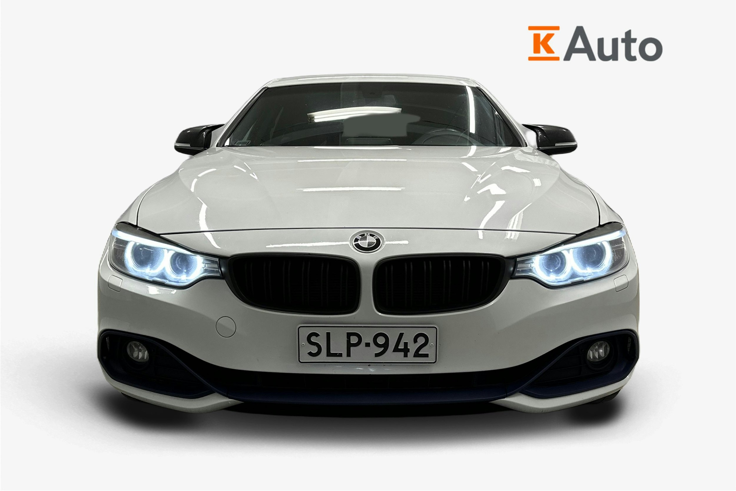 valkoinen BMW 420 2015 kuva 5.