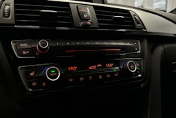 valkoinen BMW 420 2015 kuva 14.
