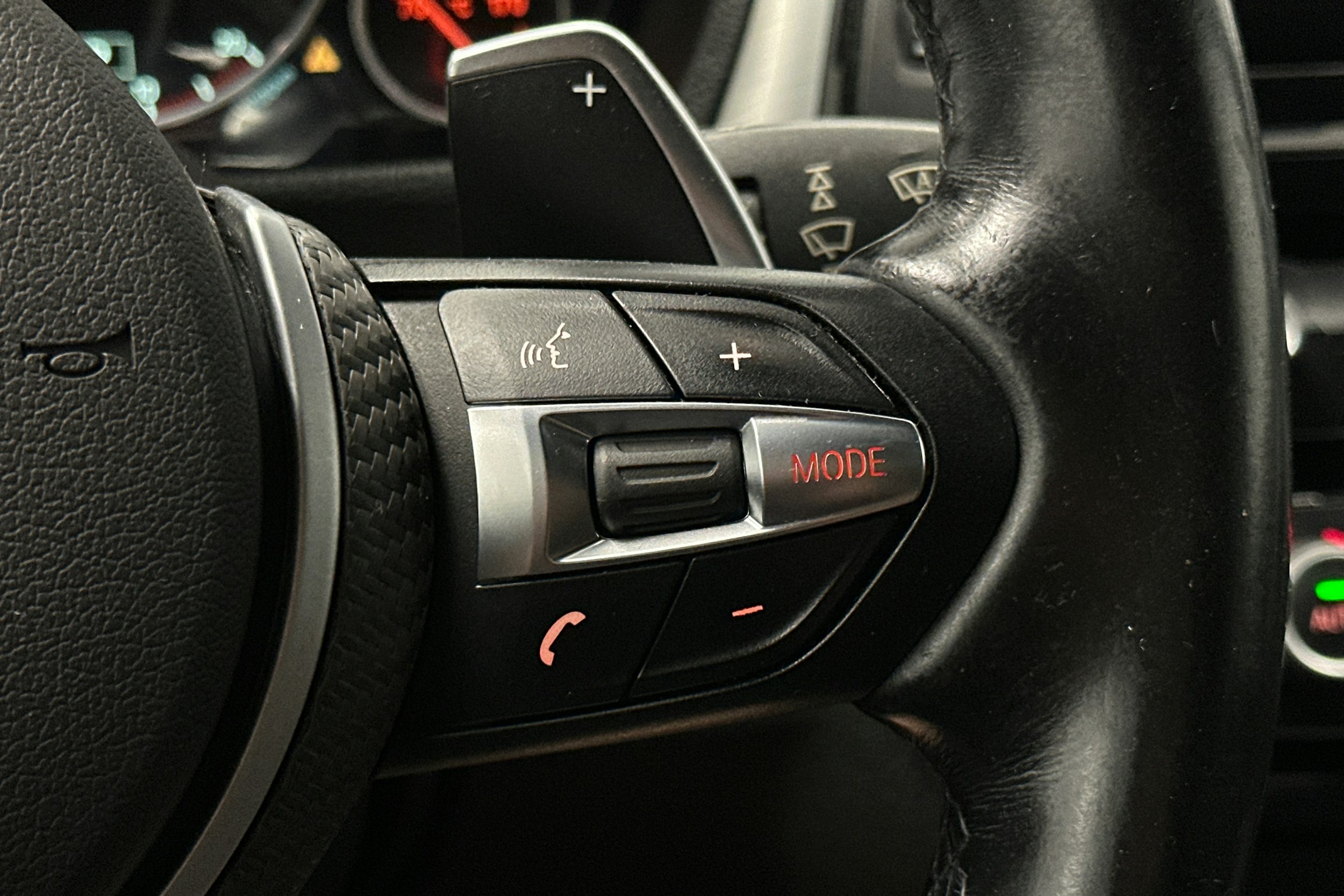 valkoinen BMW 420 2015 kuva 18.