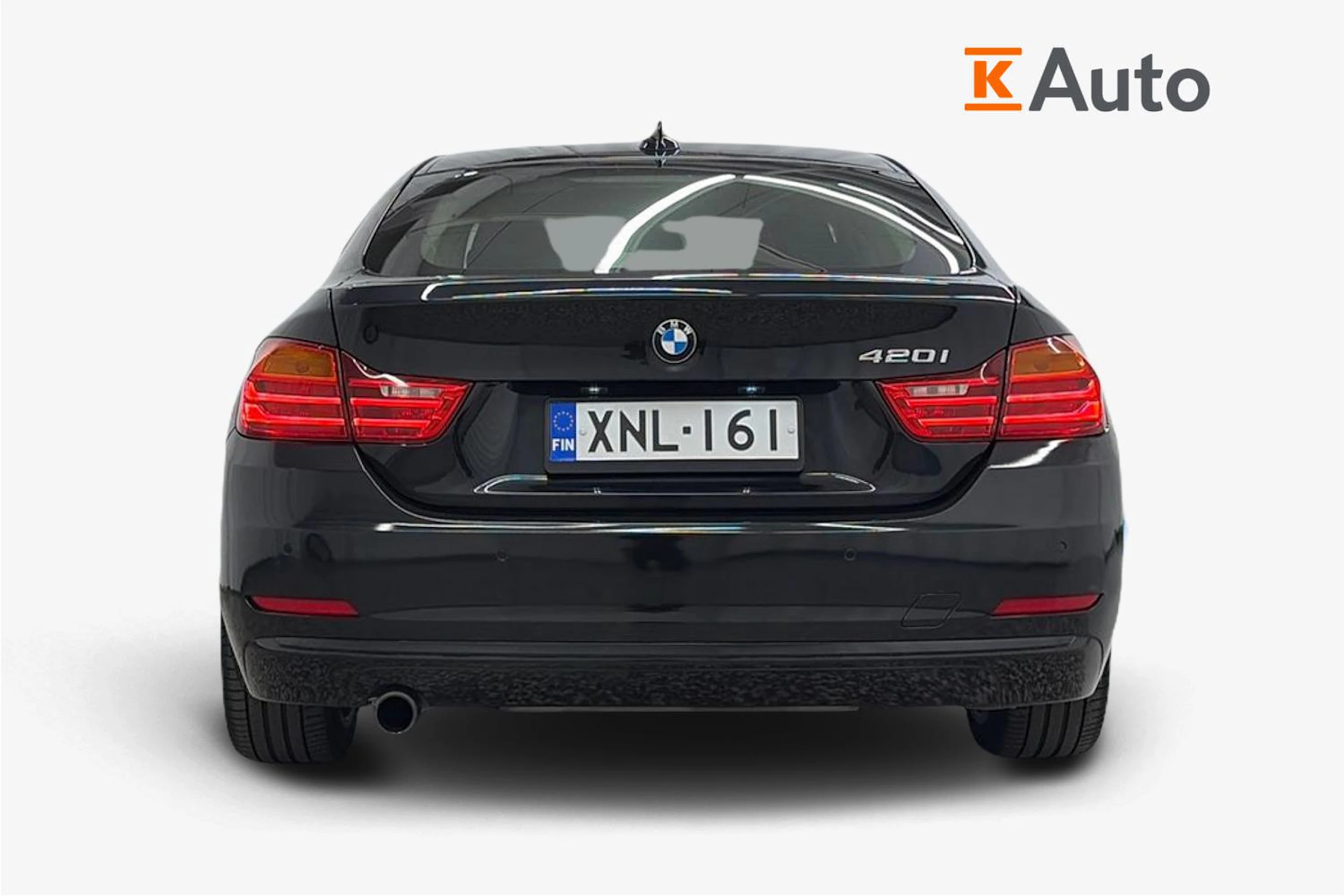 Musta BMW 420 2015 kuva 3.