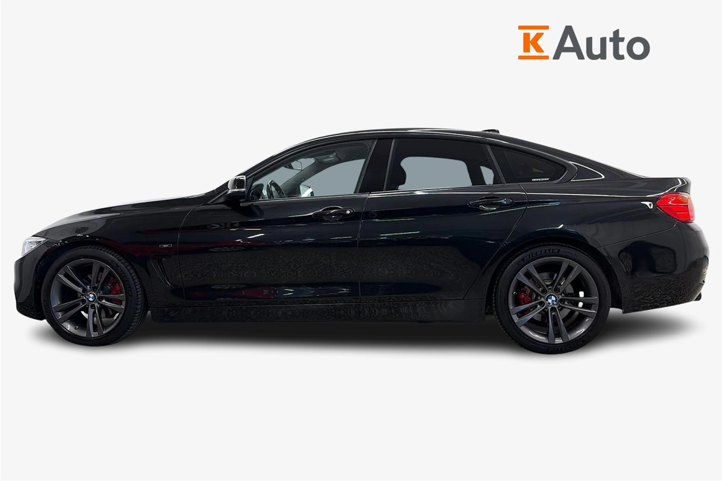 Musta BMW 420 2015 kuva 5.