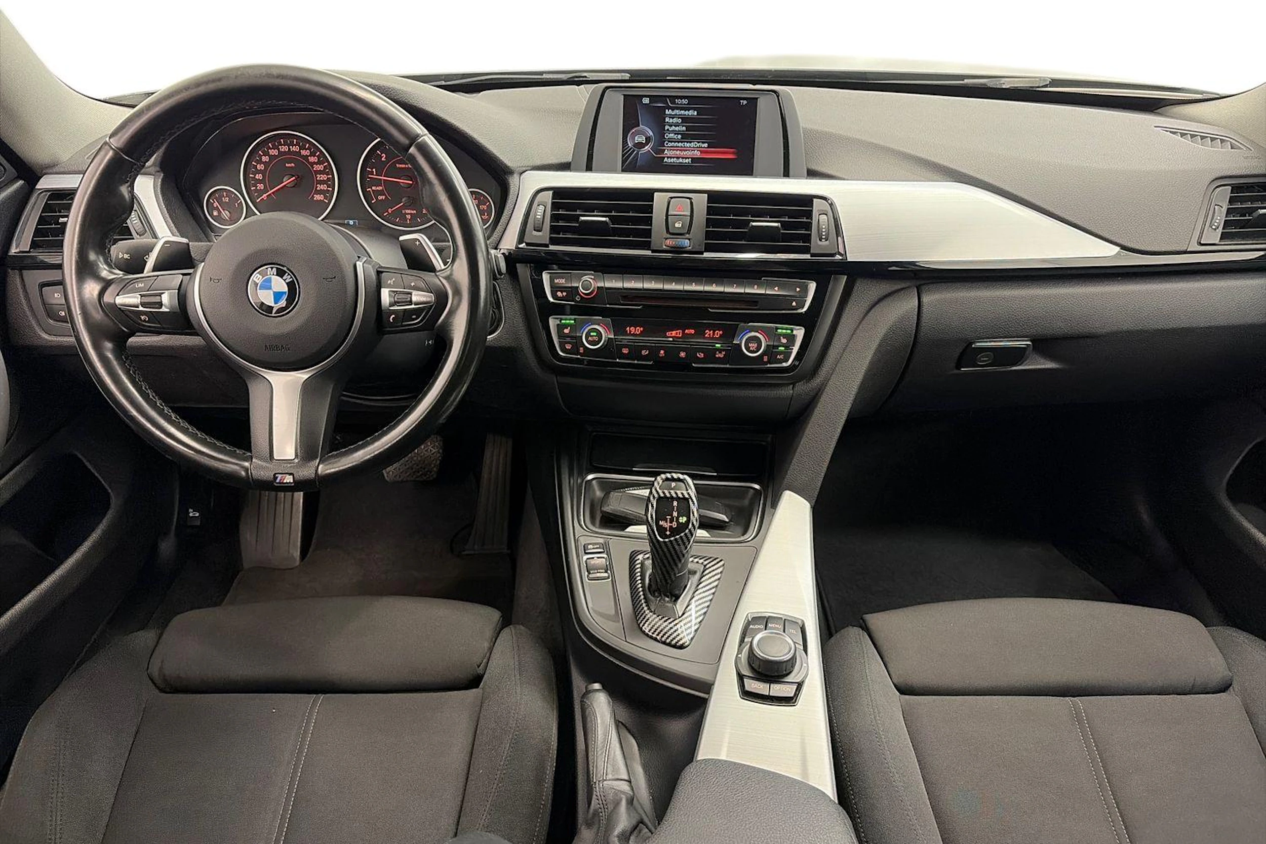 Musta BMW 420 2015 kuva 7.