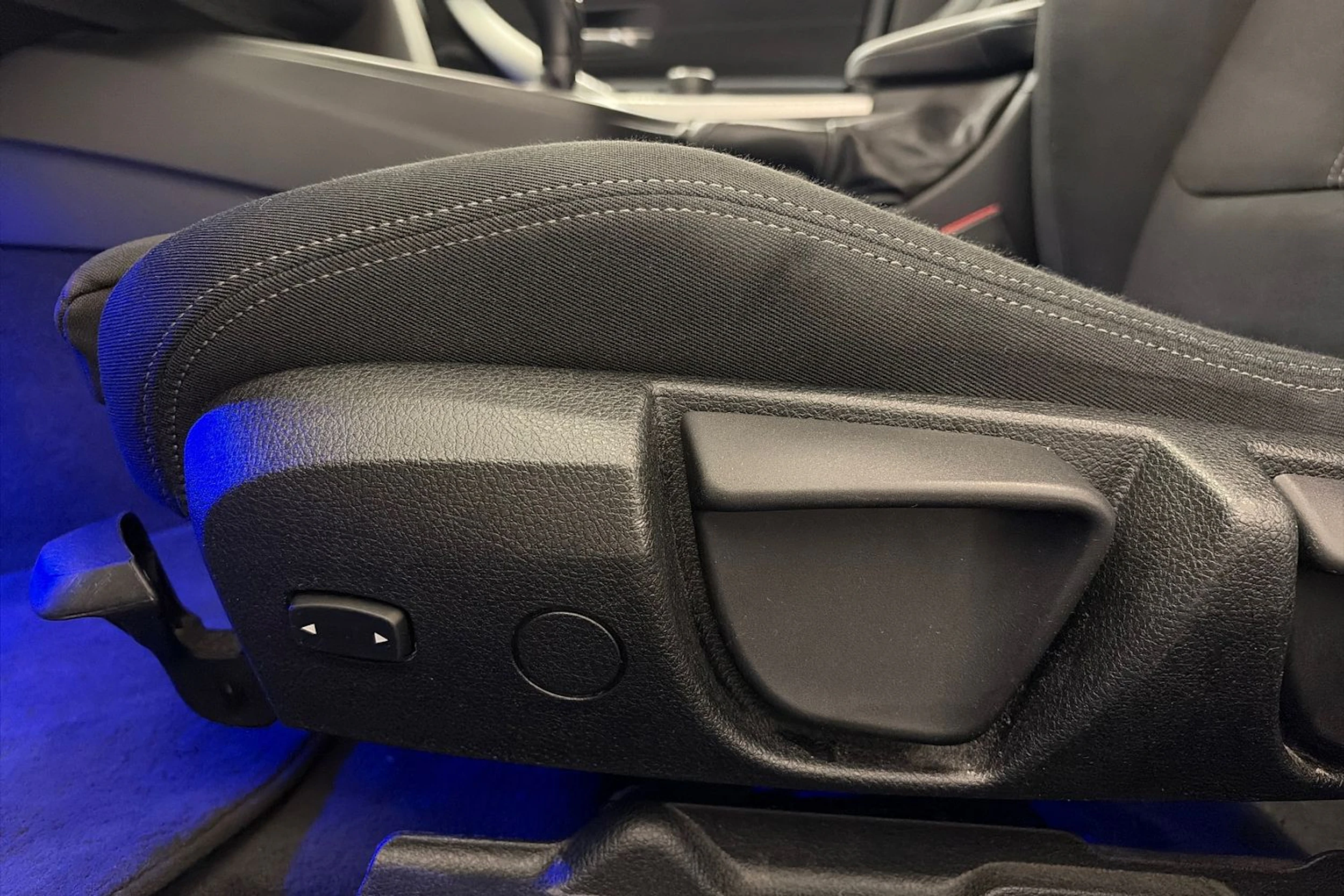 Musta BMW 420 2015 kuva 14.