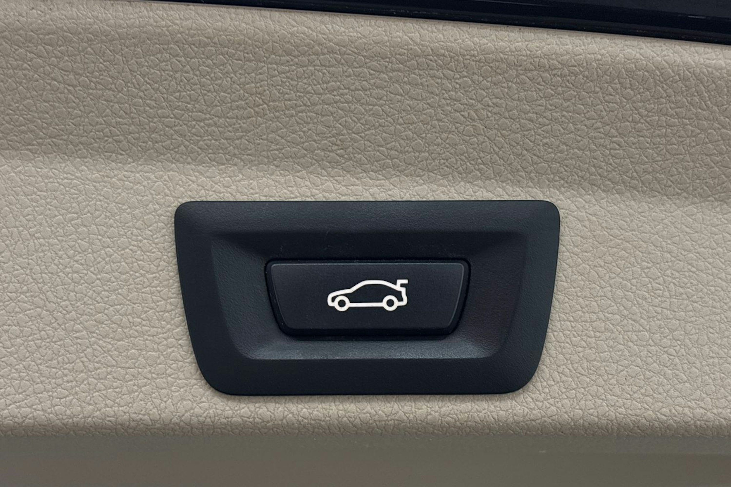 ruskea (beige) BMW 420 2015 kuva 17.