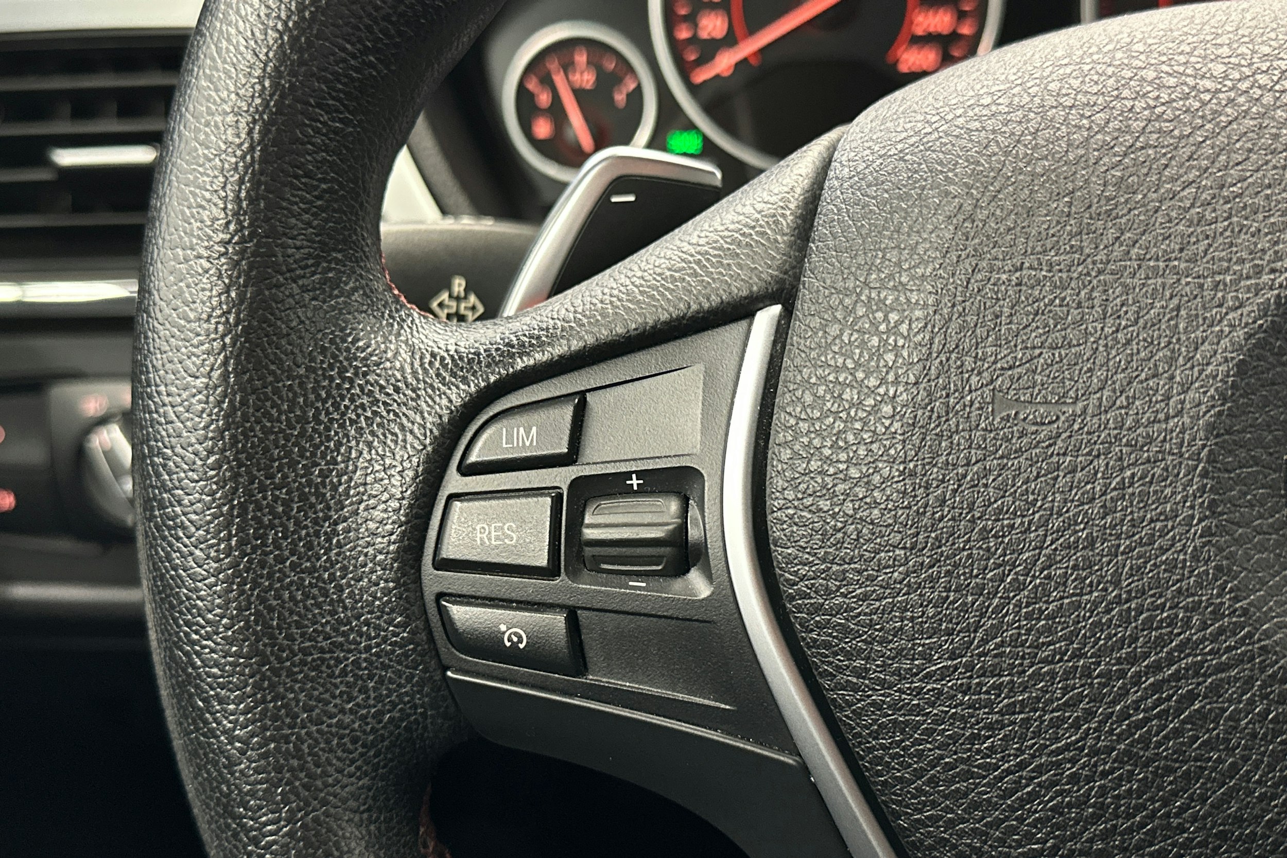 musta BMW 420 2016 kuva 18.