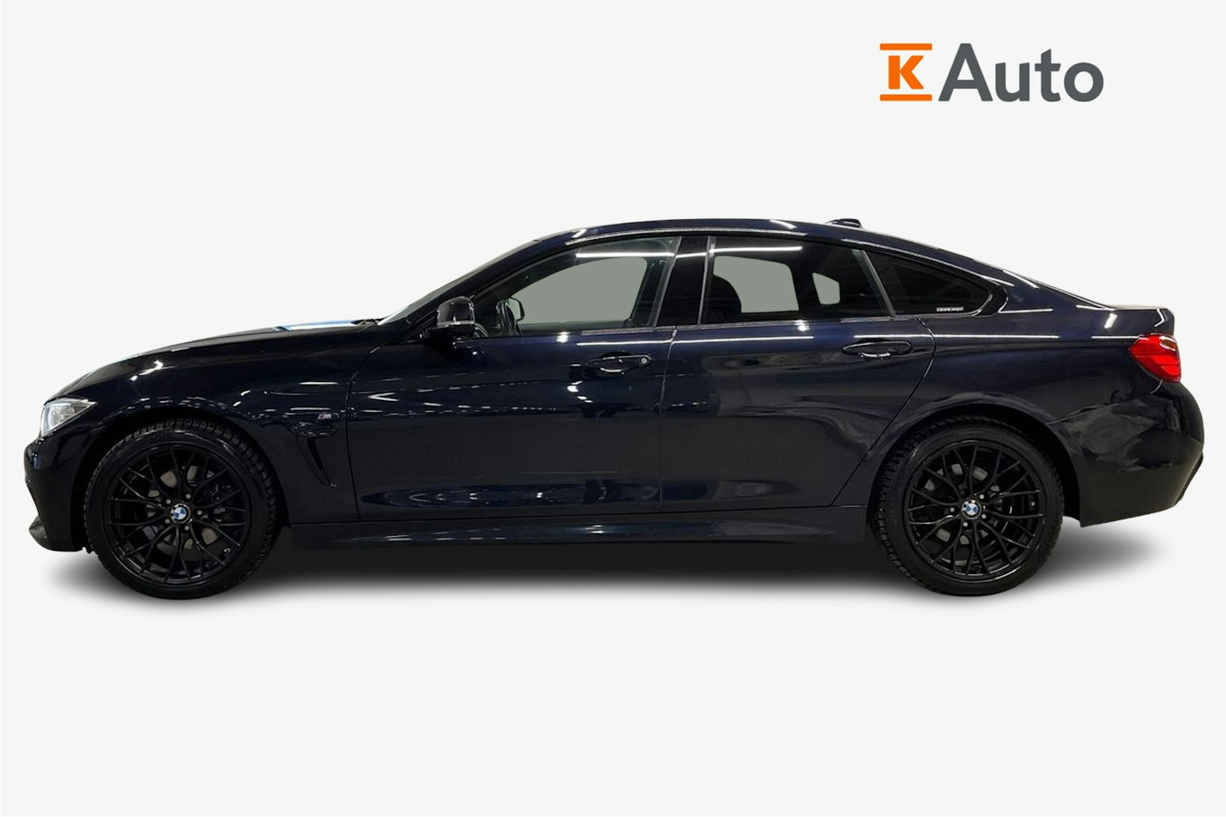 musta BMW 420 2016 kuva 6.