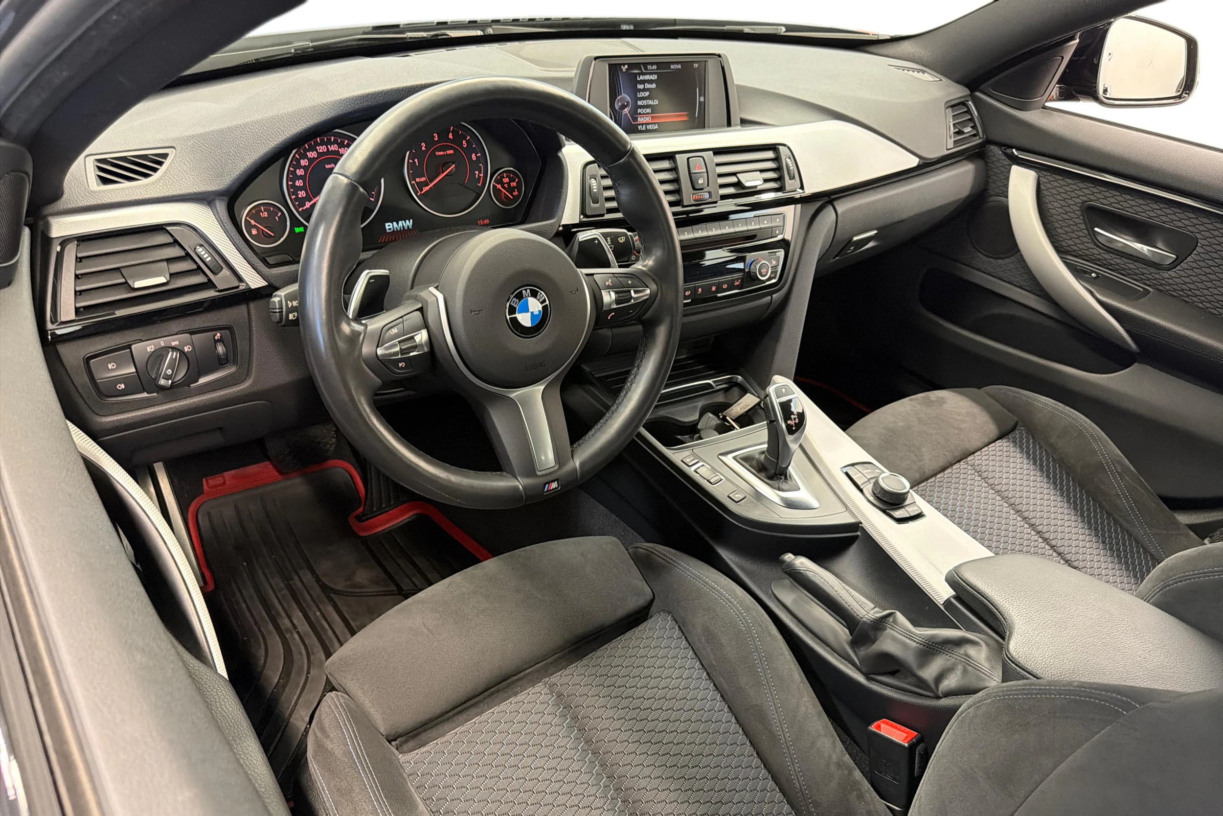 musta BMW 420 2016 kuva 6.