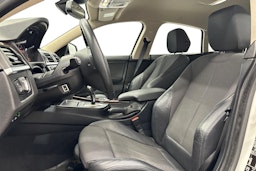 valkoinen BMW 420 2016 kuva 8.