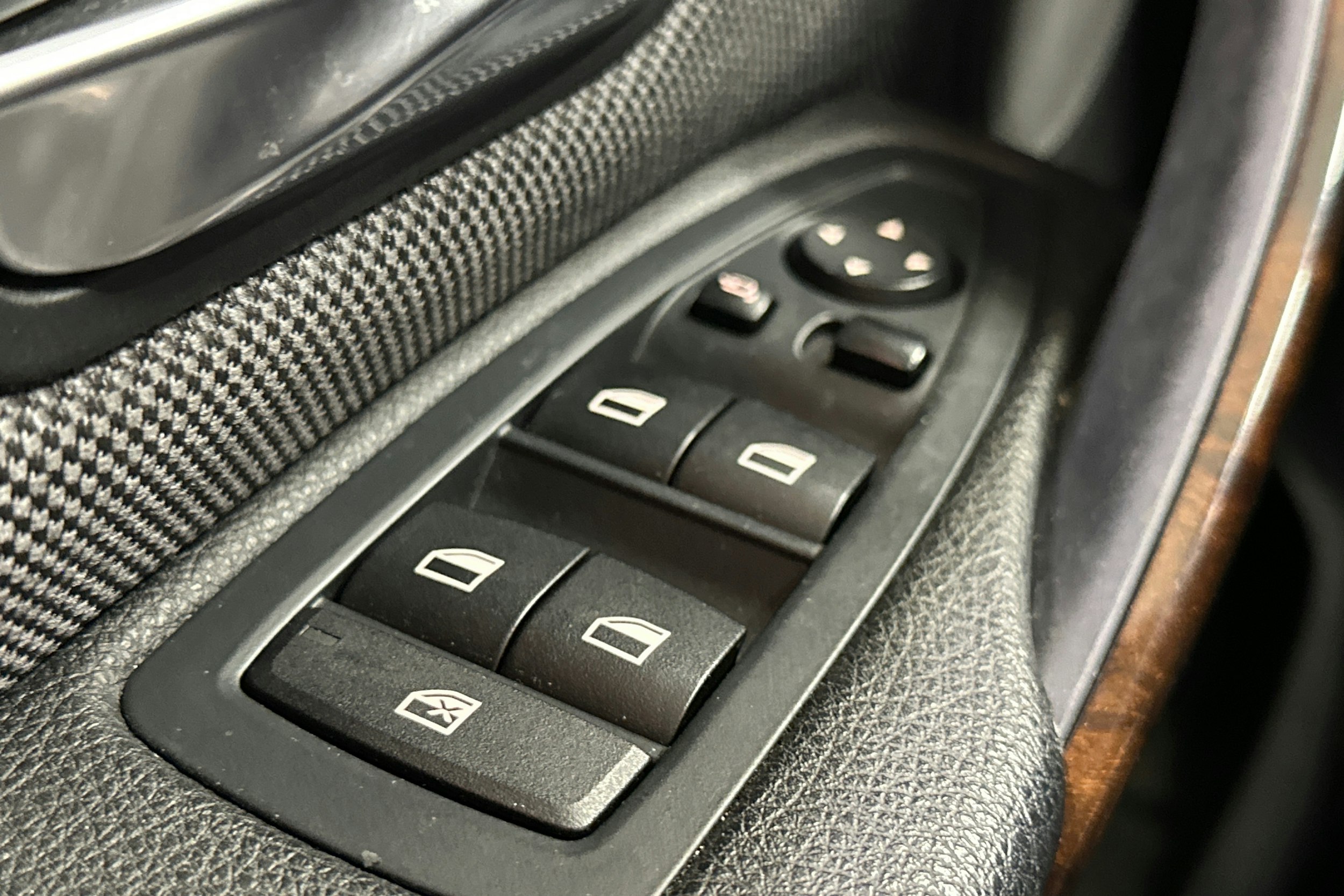 valkoinen BMW 420 2016 kuva 14.