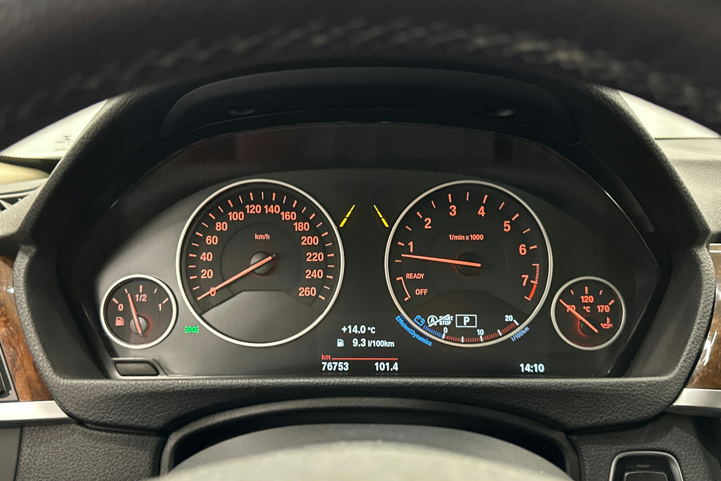 valkoinen BMW 420 2016 kuva 19.