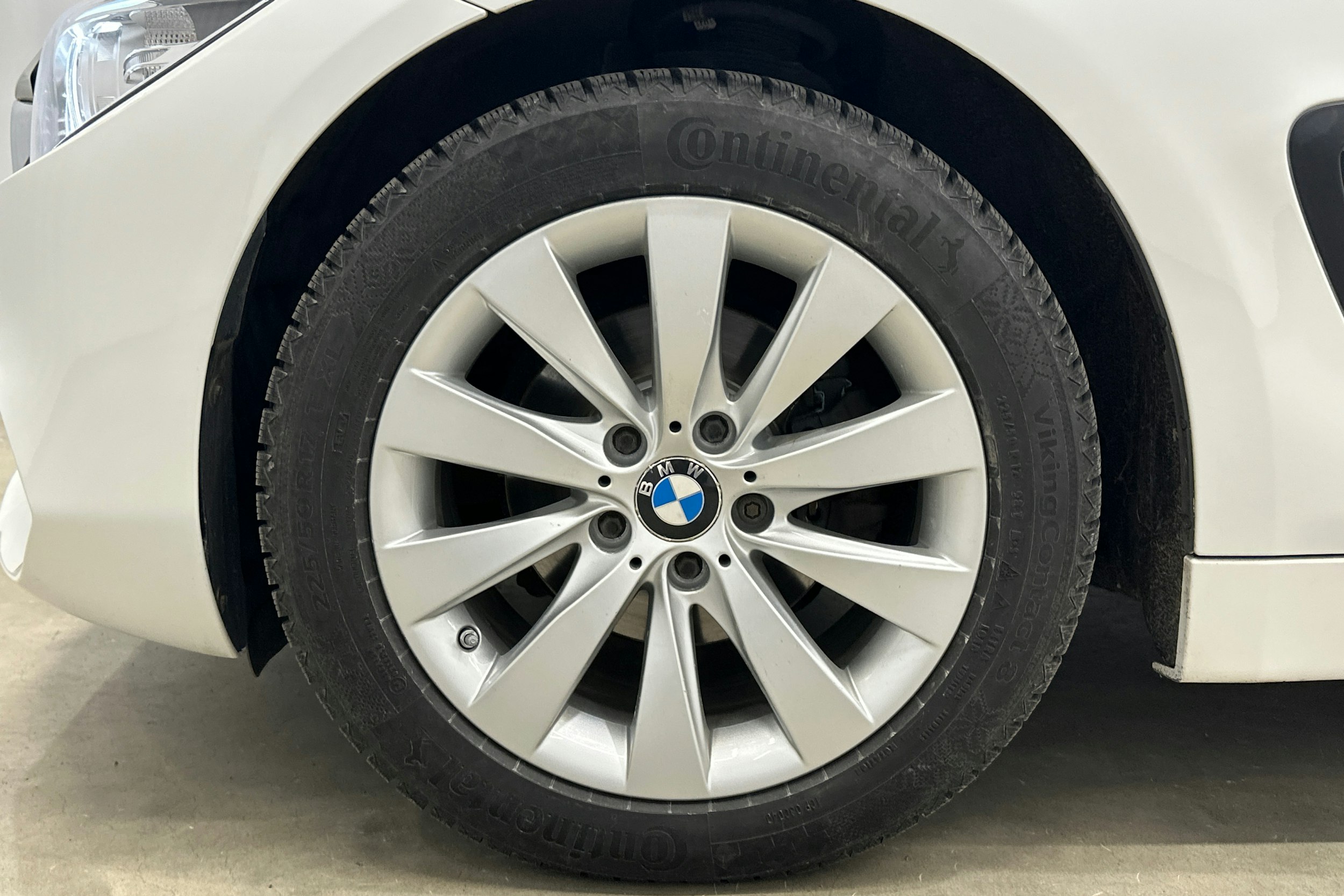 valkoinen BMW 420 2016 kuva 28.