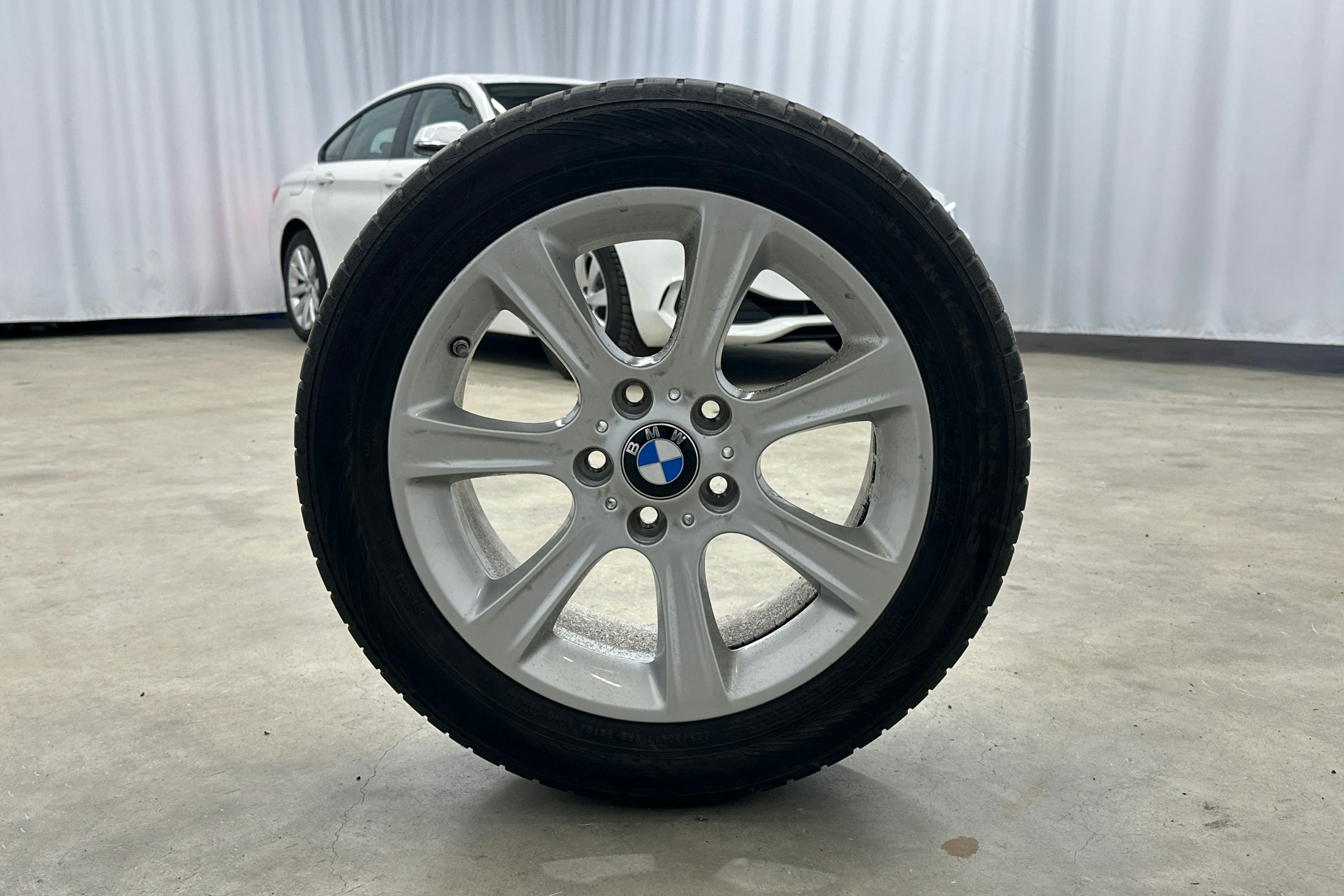 valkoinen BMW 420 2016 kuva 30.