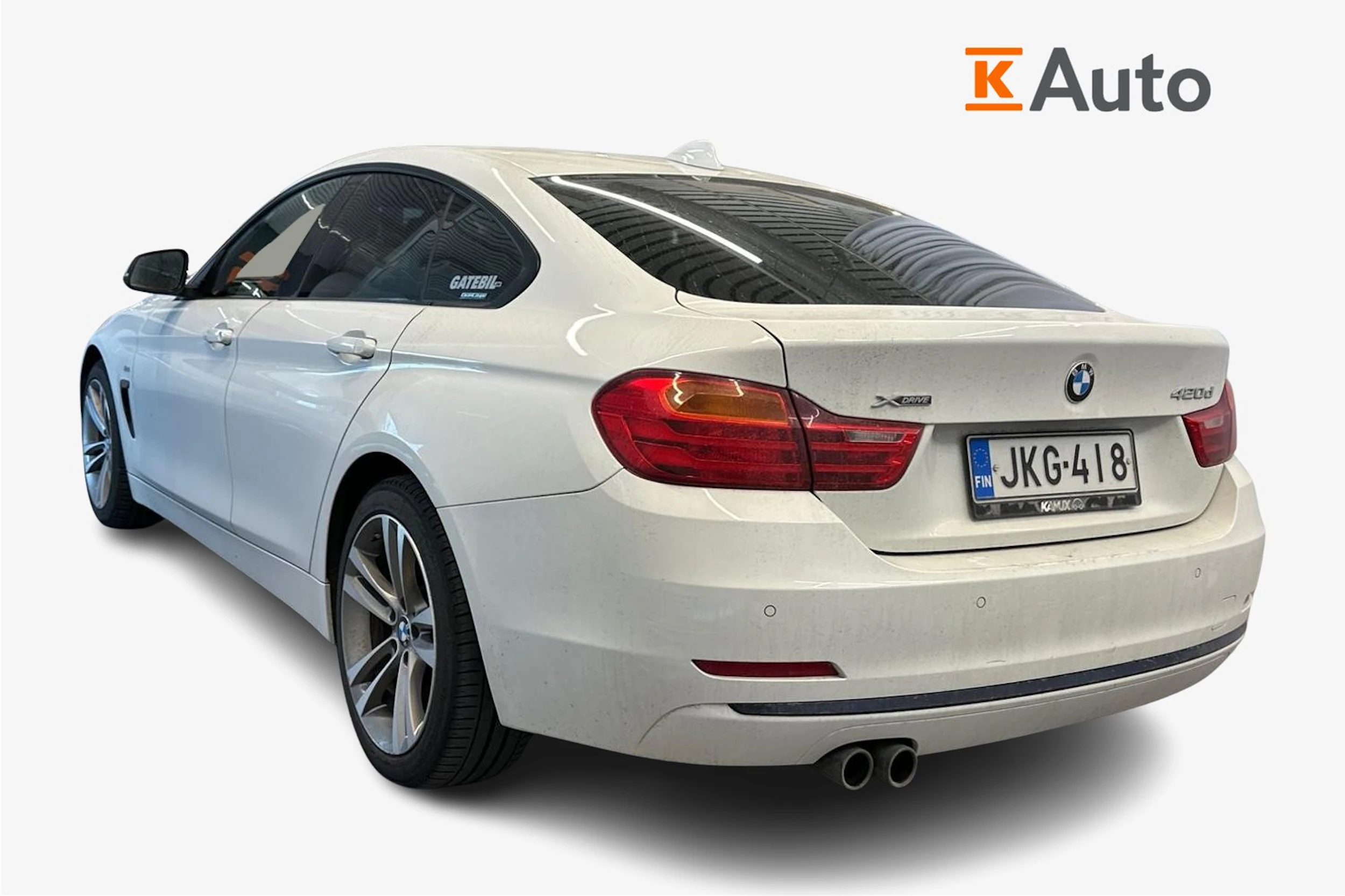 Valkoinen BMW 420 2017 kuva 2.