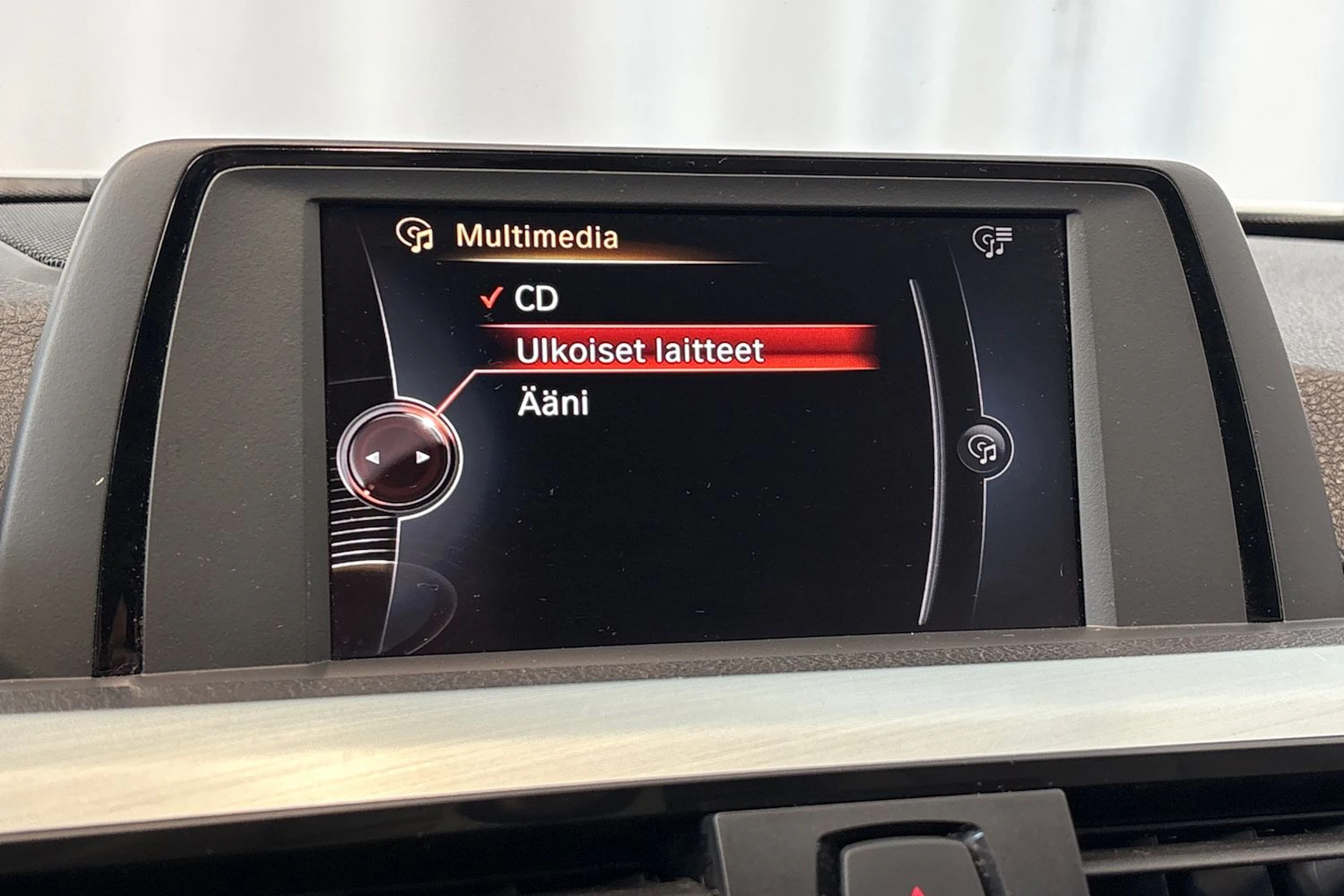 Valkoinen BMW 420 2017 kuva 17.