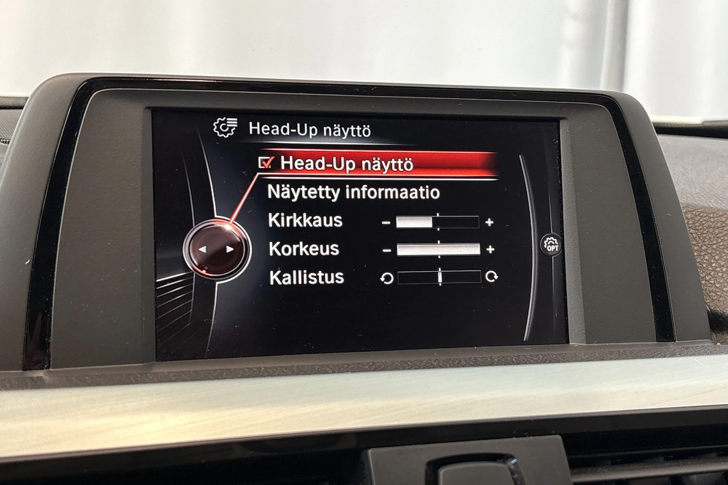 Valkoinen BMW 420 2017 kuva 18.
