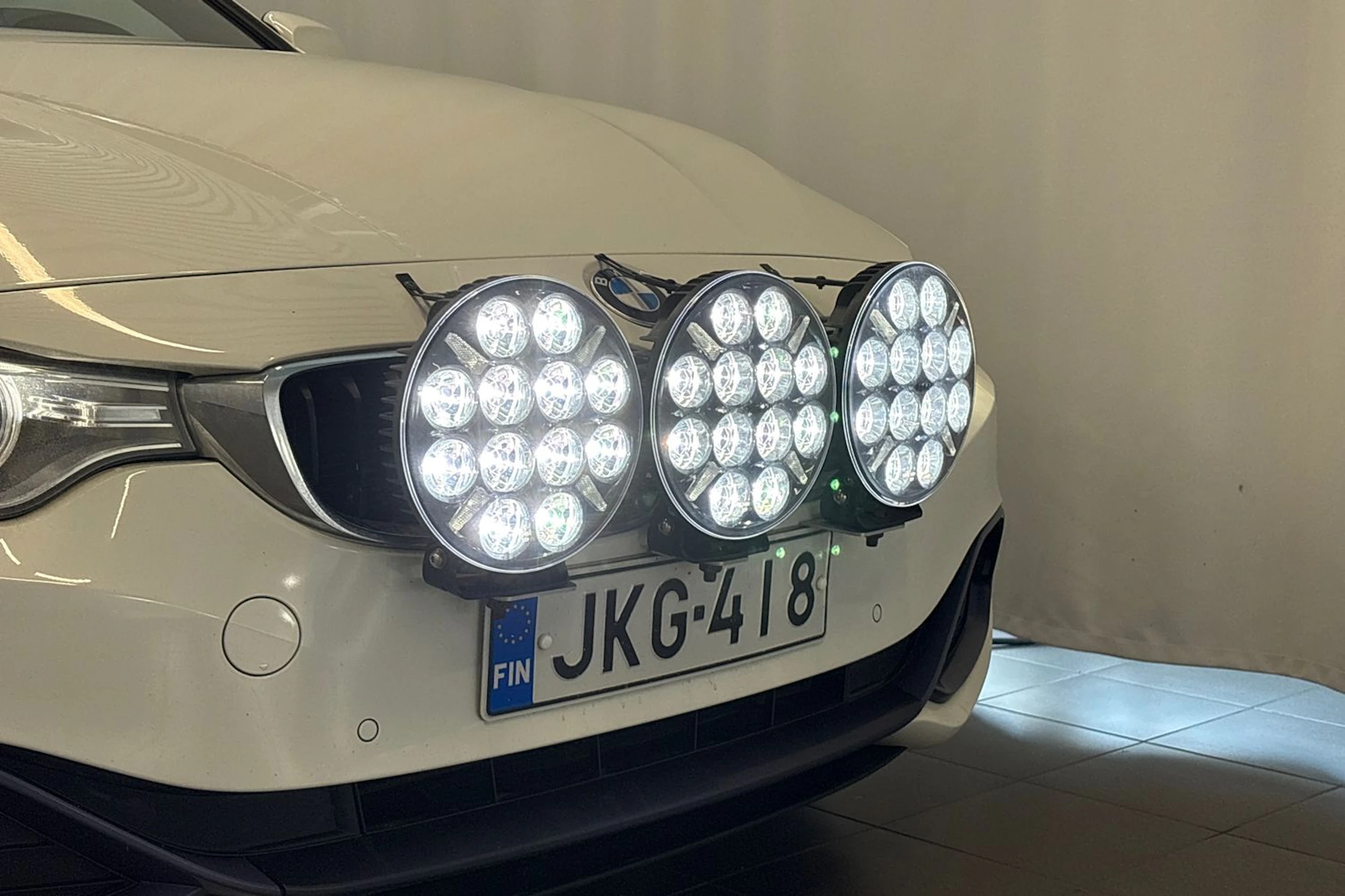 Valkoinen BMW 420 2017 kuva 34.