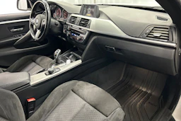 valkoinen BMW 420 2017 kuva 11.