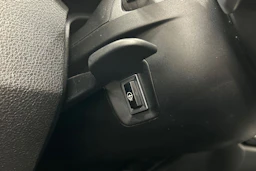 valkoinen BMW 420 2017 kuva 19.