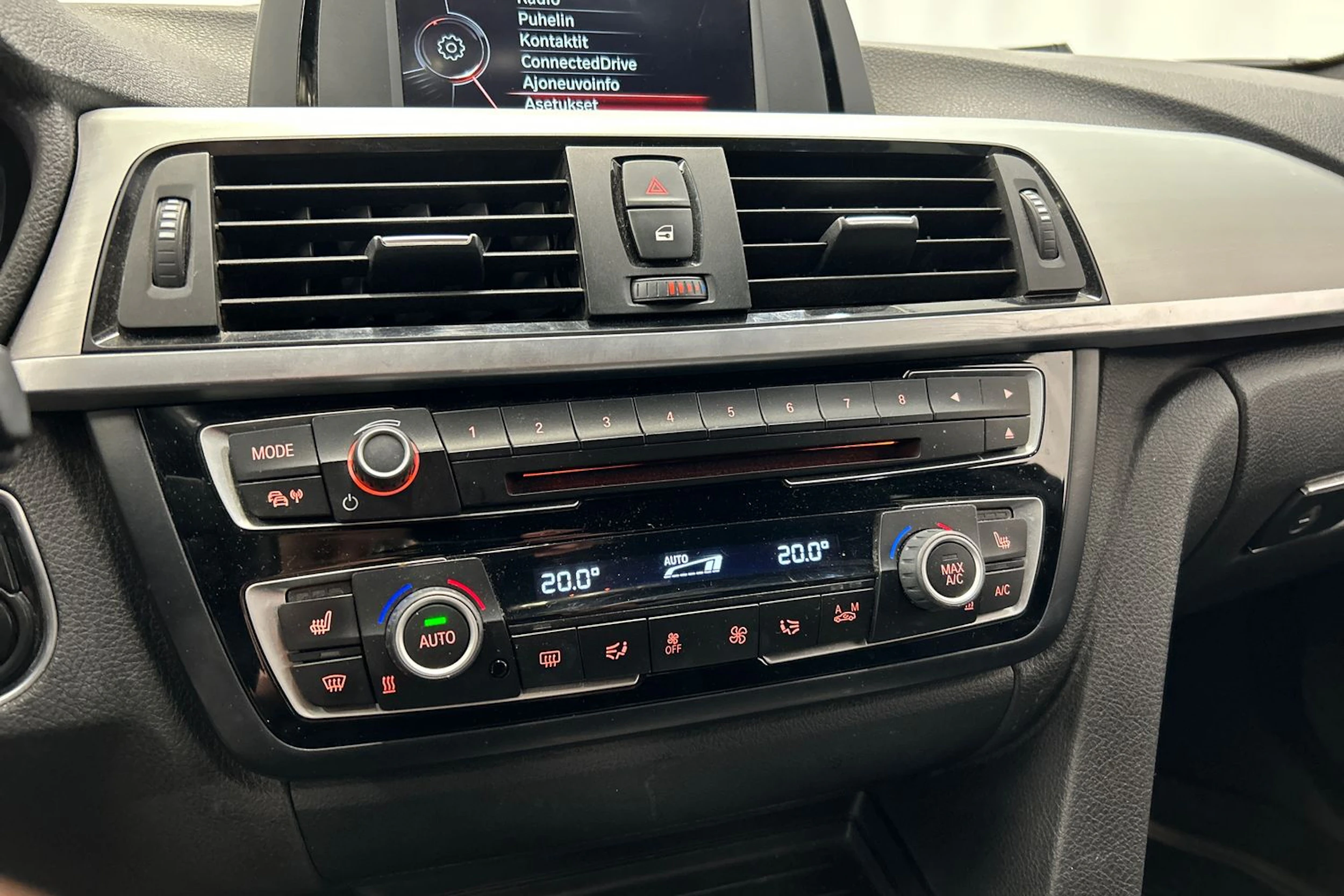 valkoinen BMW 420 2017 kuva 20.