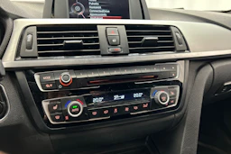 valkoinen BMW 420 2017 kuva 20.