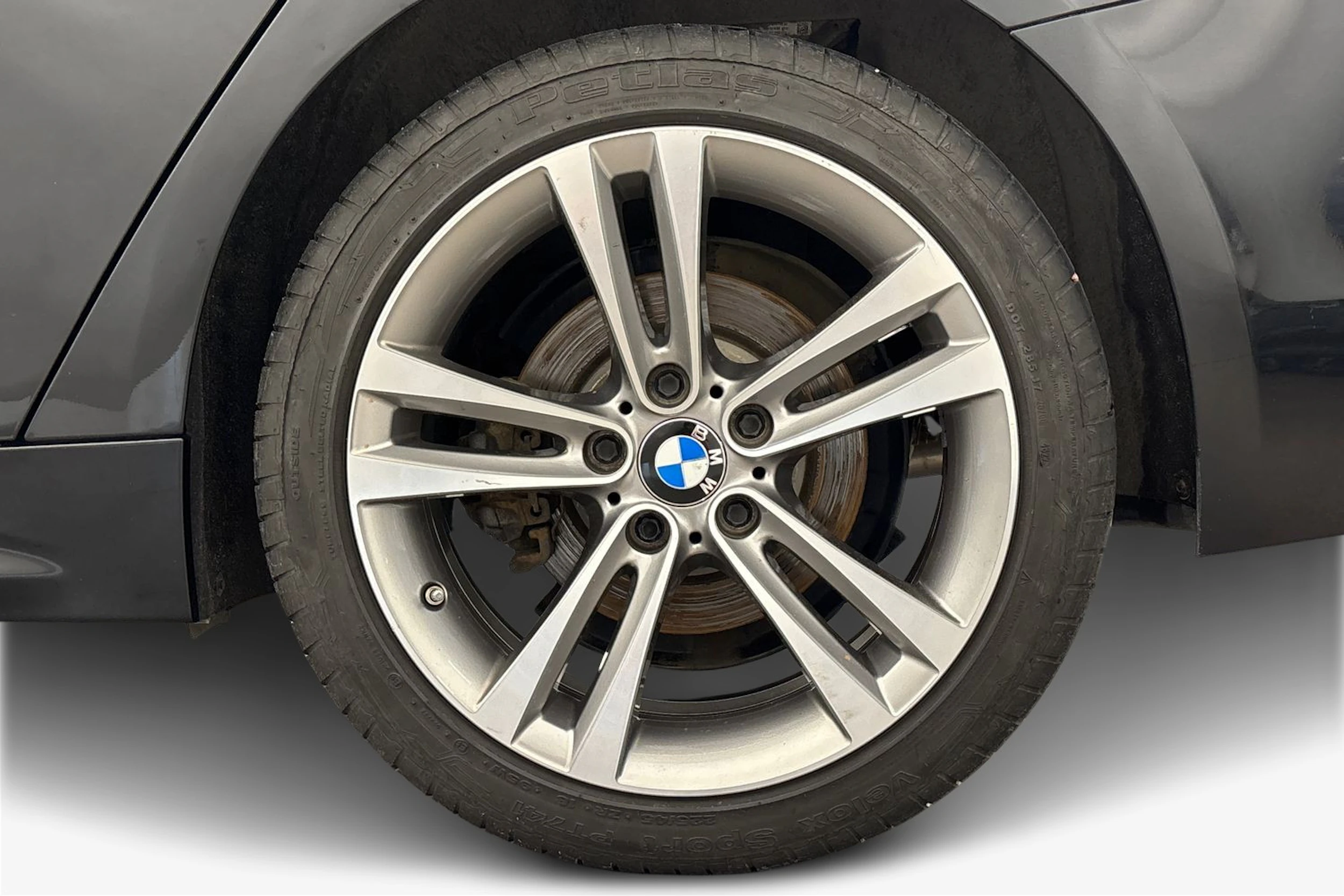 musta BMW 420 2018 kuva 9.