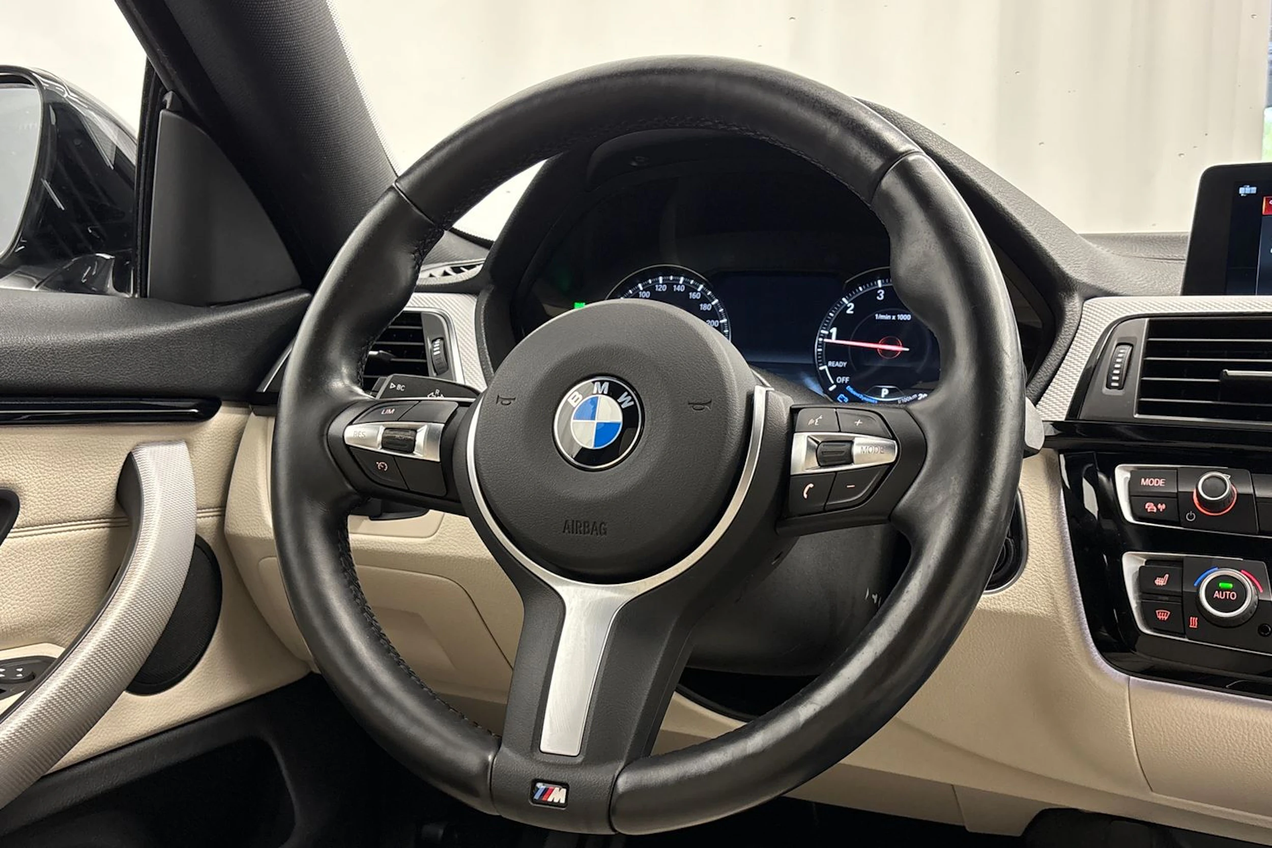 musta BMW 420 2018 kuva 12.
