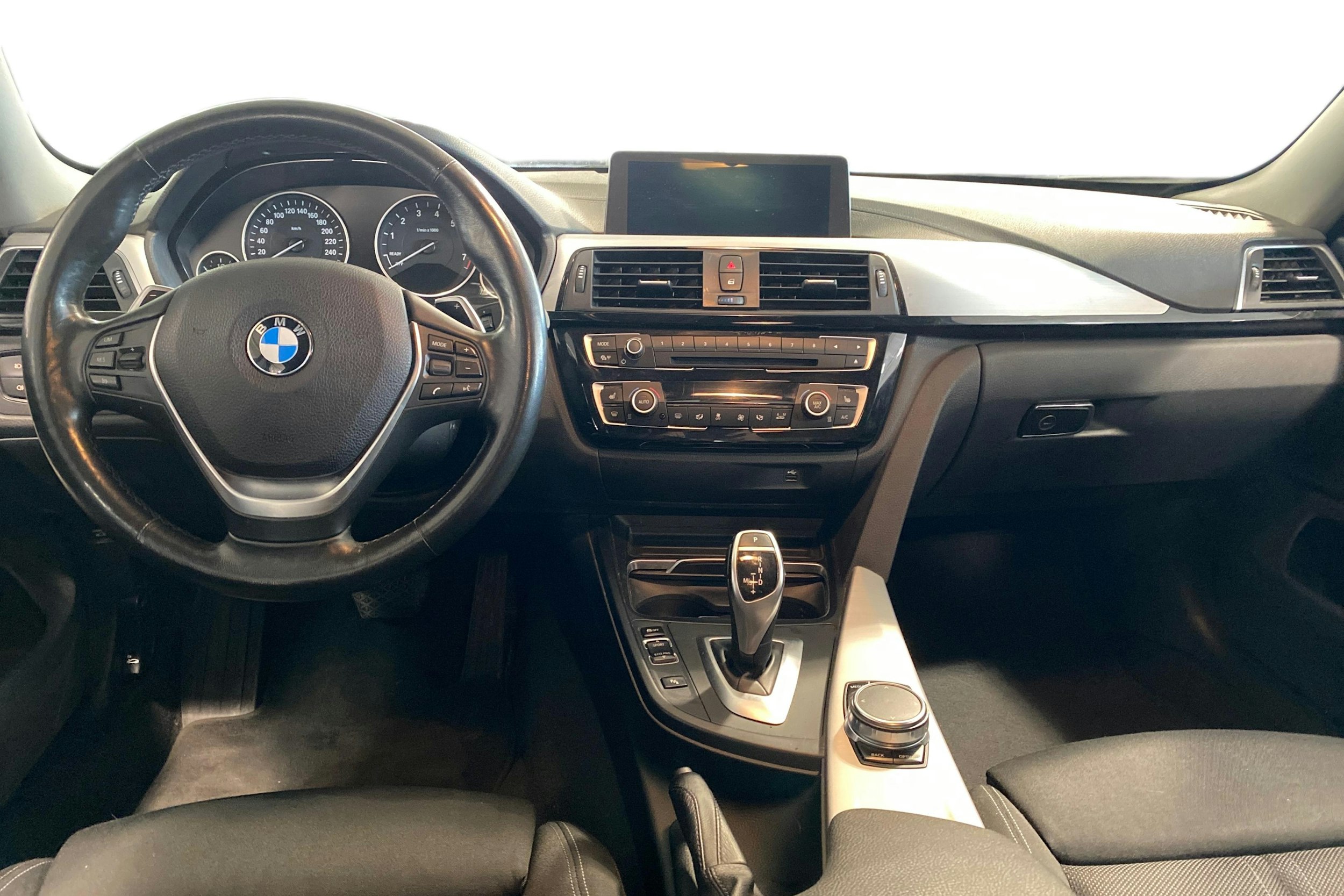 harmaa BMW 420 2018 kuva 7.