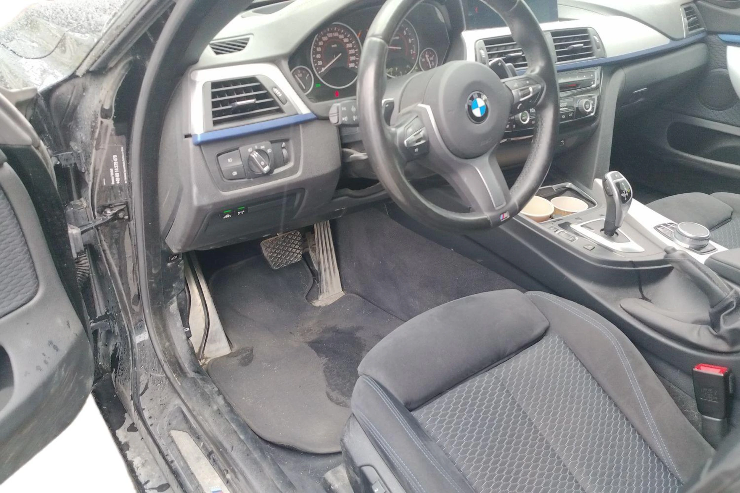 musta BMW 420 2018 kuva 3.