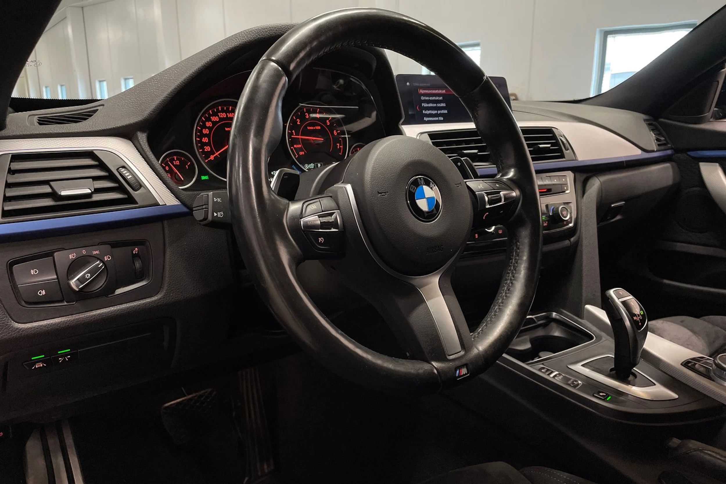 musta BMW 420 2018 kuva 23.