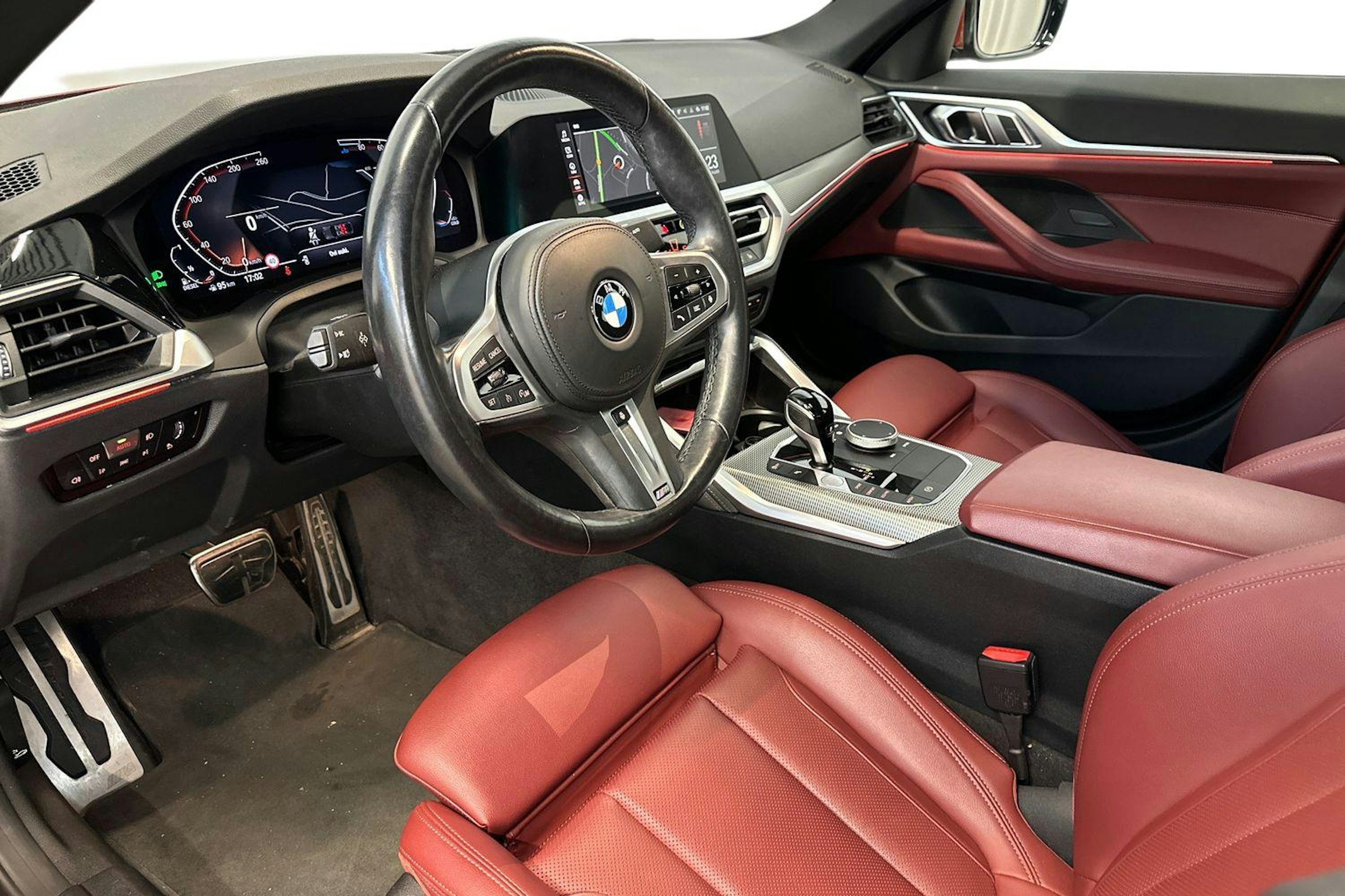 oranssi BMW 420 2023 kuva 7.