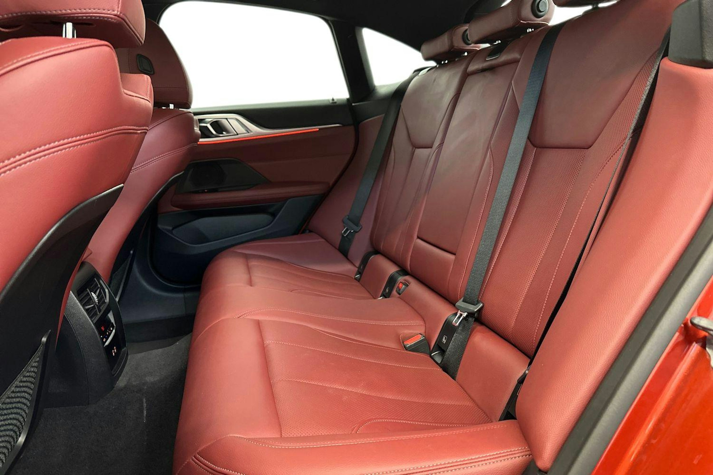 oranssi BMW 420 2023 kuva 10.